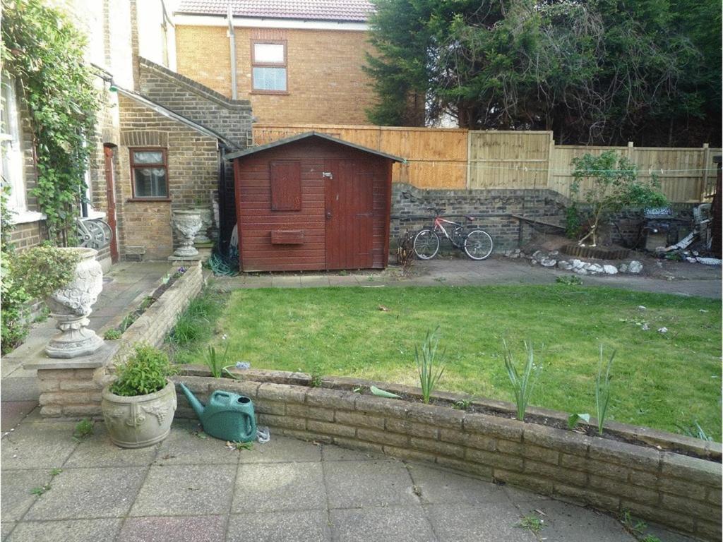 Arran Guest House Илфорд Экстерьер фото